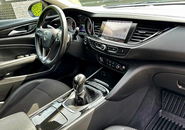 Opel Insignia cena 57999 przebieg: 221226, rok produkcji 2017 z Swarzędz małe 781